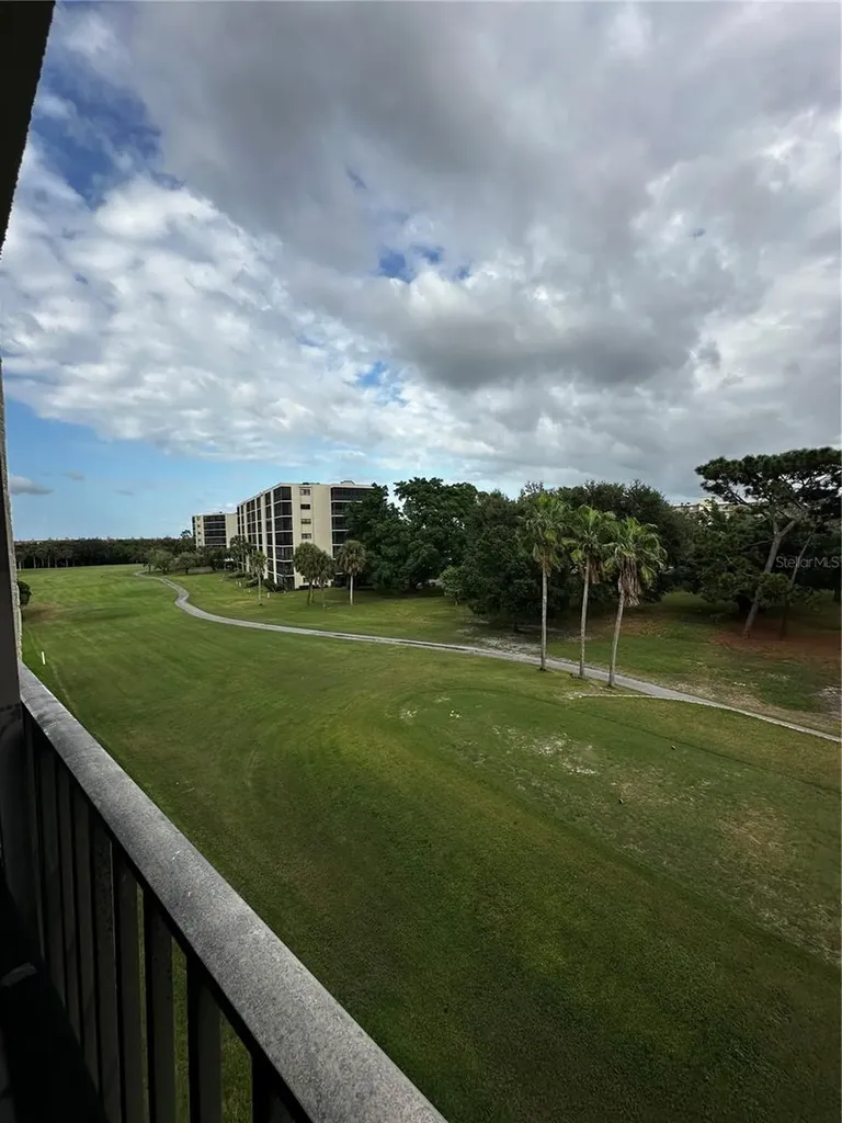 800 Cove Cay Drive Clearwater FL 33760