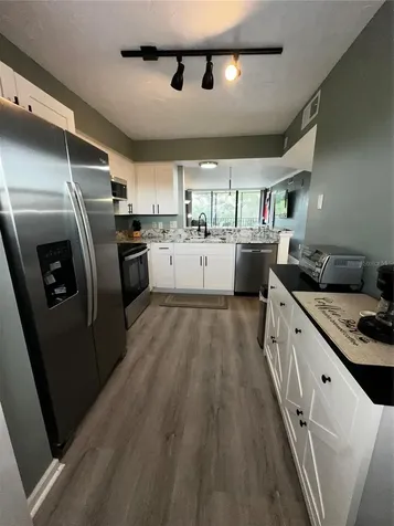 800 Cove Cay Drive Clearwater FL 33760
