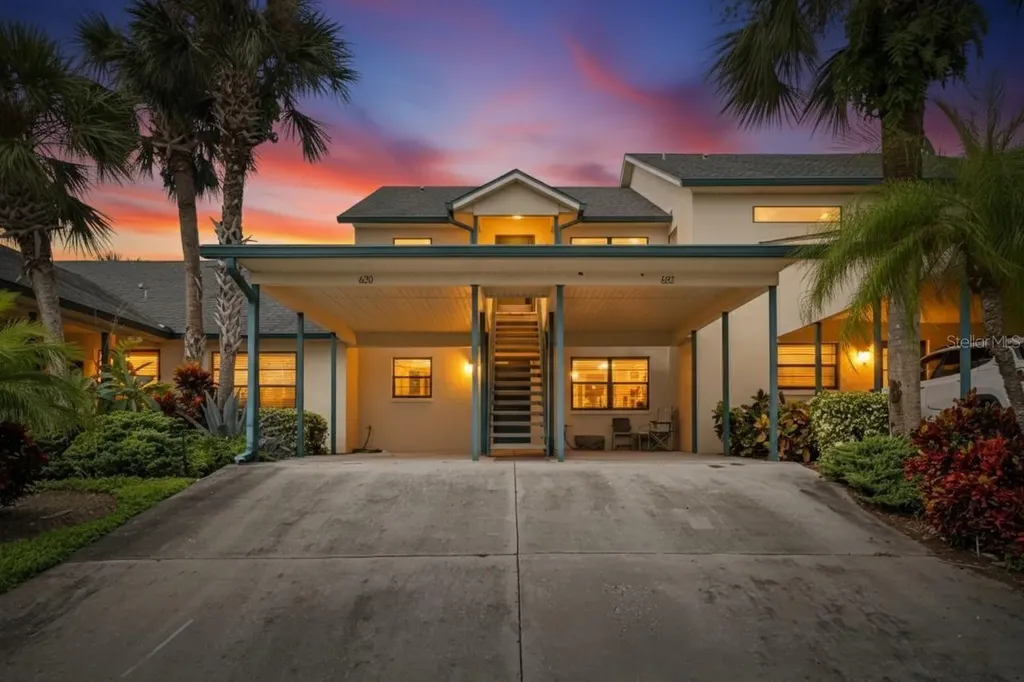 620 Yardarm Drive Apollo Beach FL 33572