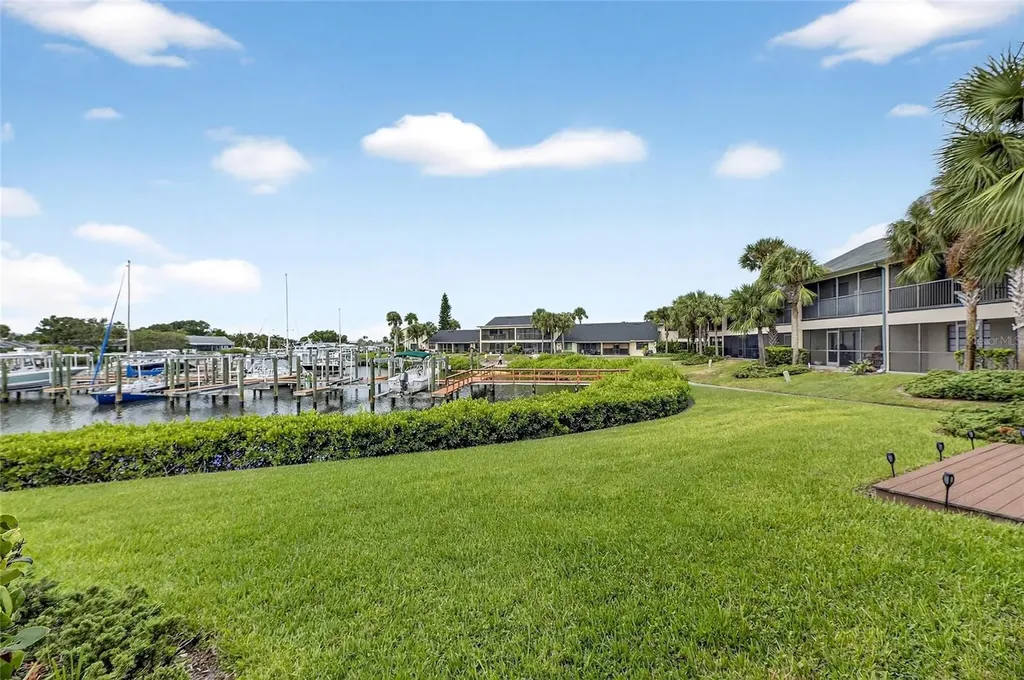 620 Yardarm Drive Apollo Beach FL 33572