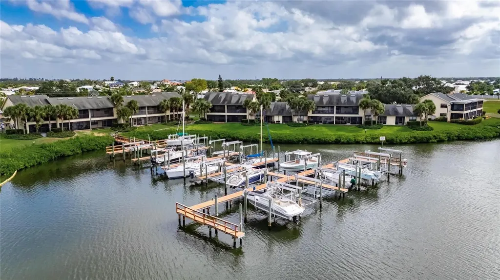 620 Yardarm Drive Apollo Beach FL 33572