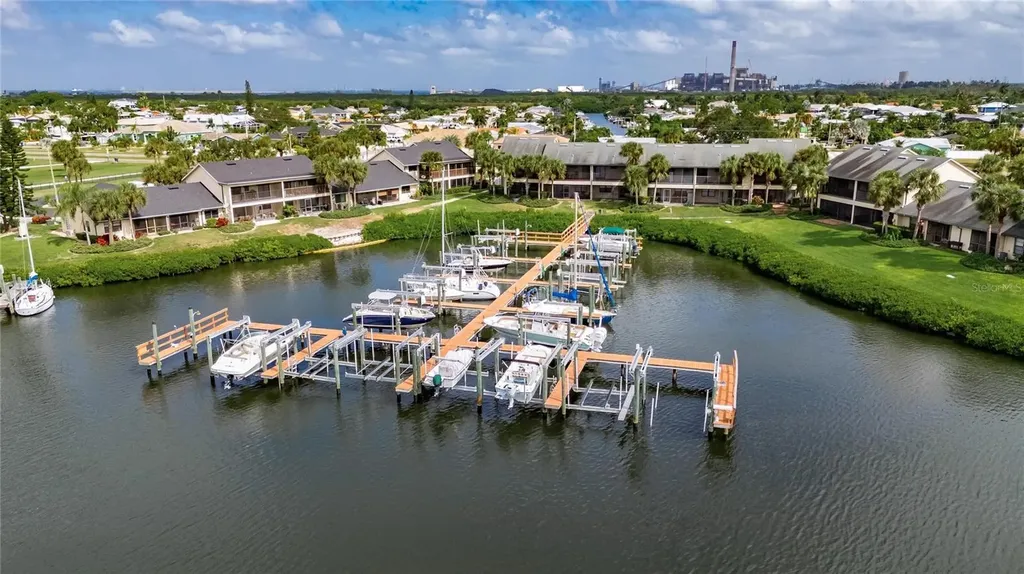 620 Yardarm Drive Apollo Beach FL 33572