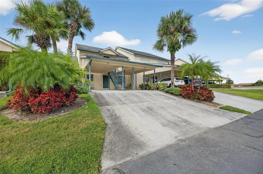 620 Yardarm Drive Apollo Beach FL 33572