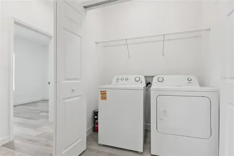 906-904 Fraser Drive Poinciana FL 34759