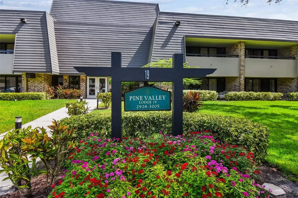 36750 Us Highway 19 N Palm Harbor FL 34684
