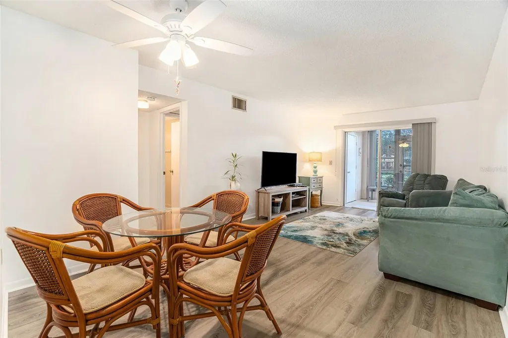 801 83rd Avenue N St Petersburg FL 33702