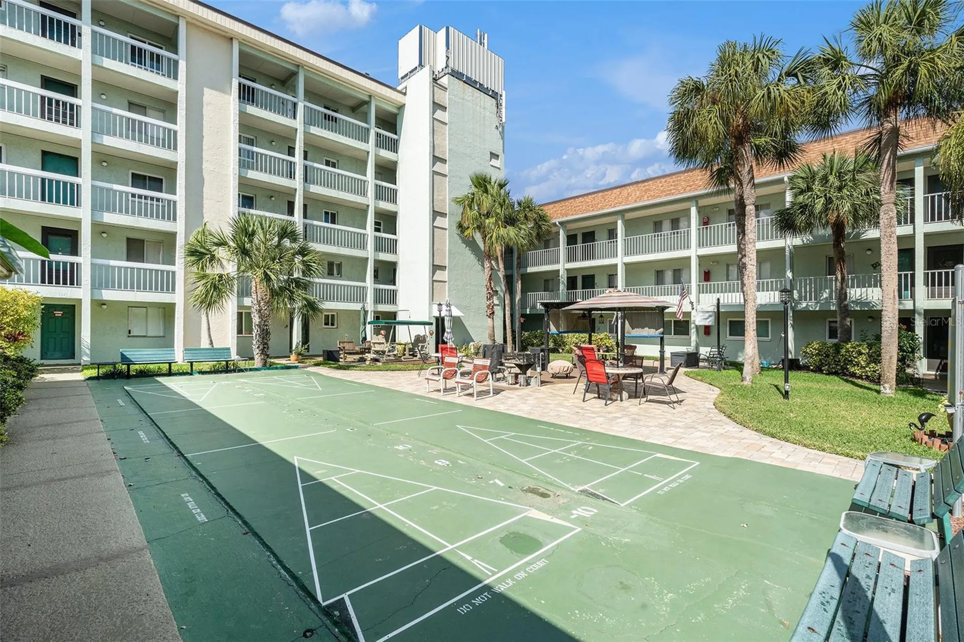 801 83rd Avenue N St Petersburg FL 33702
