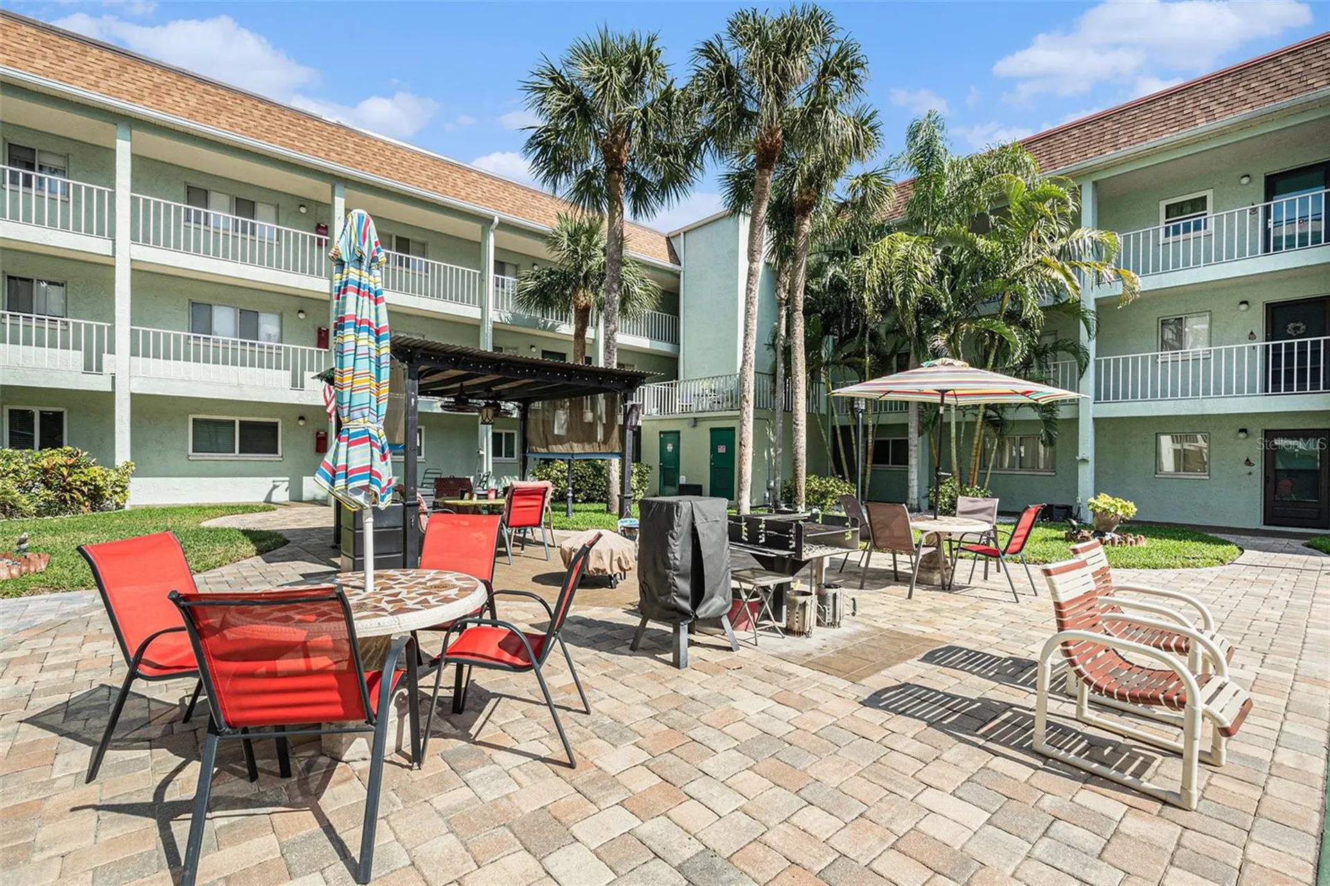 801 83rd Avenue N St Petersburg FL 33702