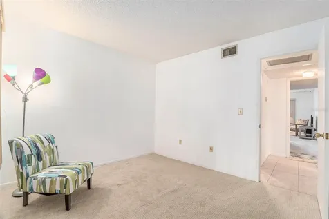 801 83rd Avenue N St Petersburg FL 33702