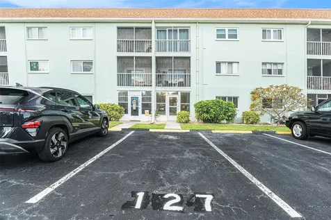 801 83rd Avenue N St Petersburg FL 33702