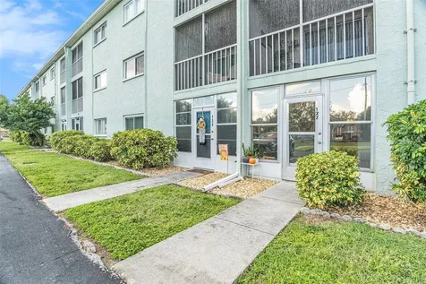 801 83rd Avenue N St Petersburg FL 33702