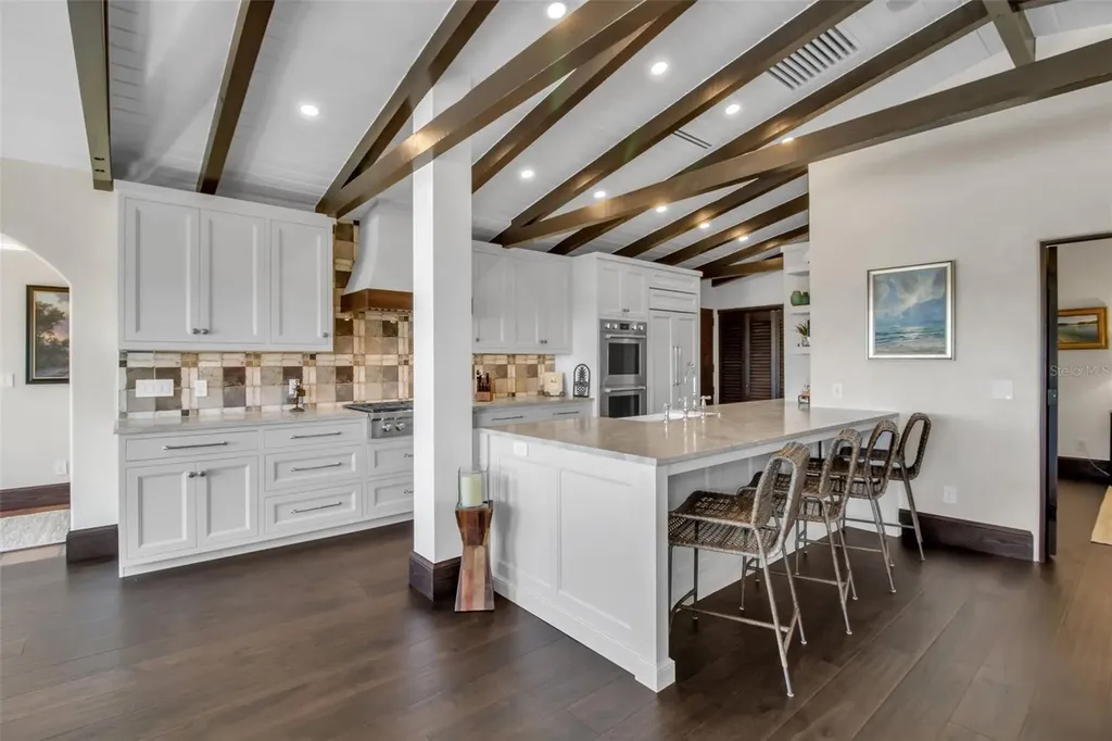 121 N Casey Key Road Osprey FL 34229