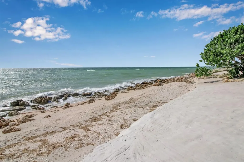 121 N Casey Key Road Osprey FL 34229