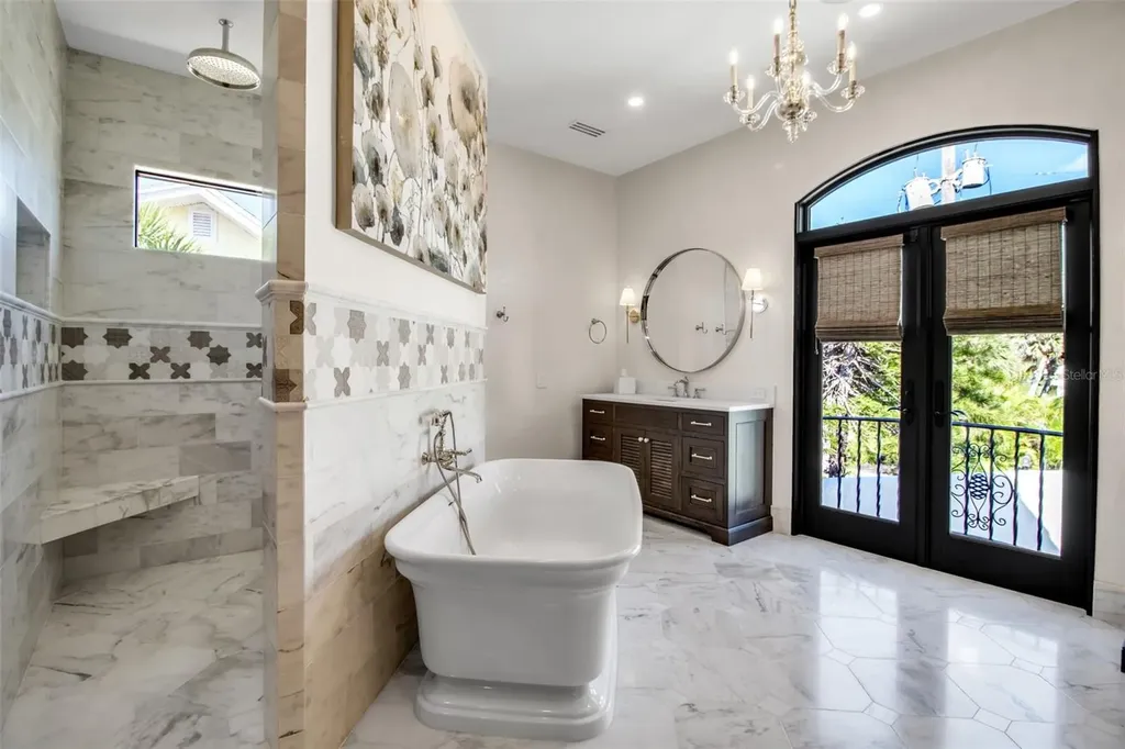 121 N Casey Key Road Osprey FL 34229