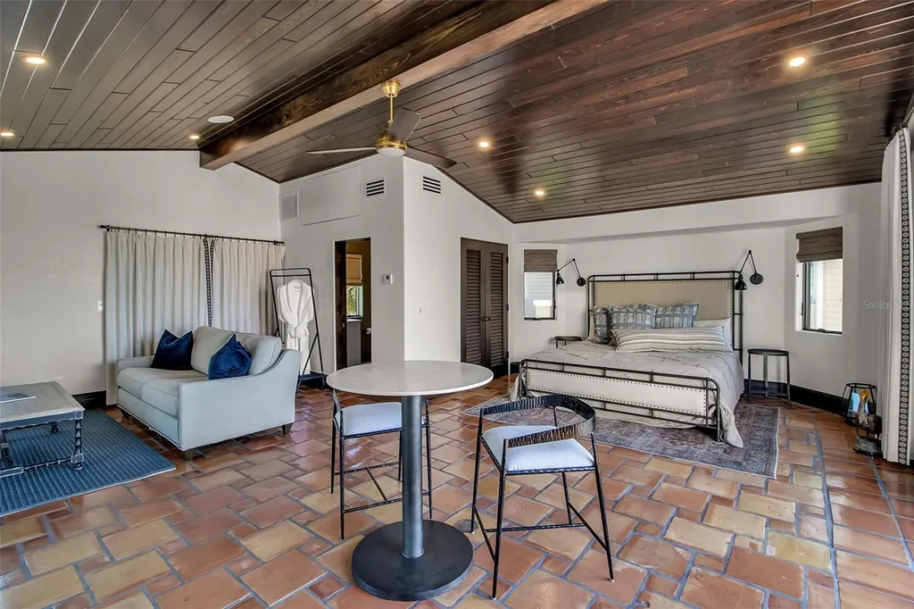121 N Casey Key Road Osprey FL 34229
