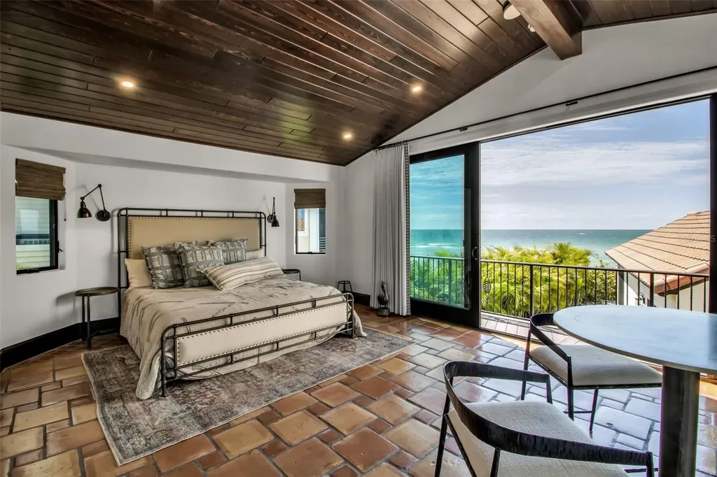 121 N Casey Key Road Osprey FL 34229