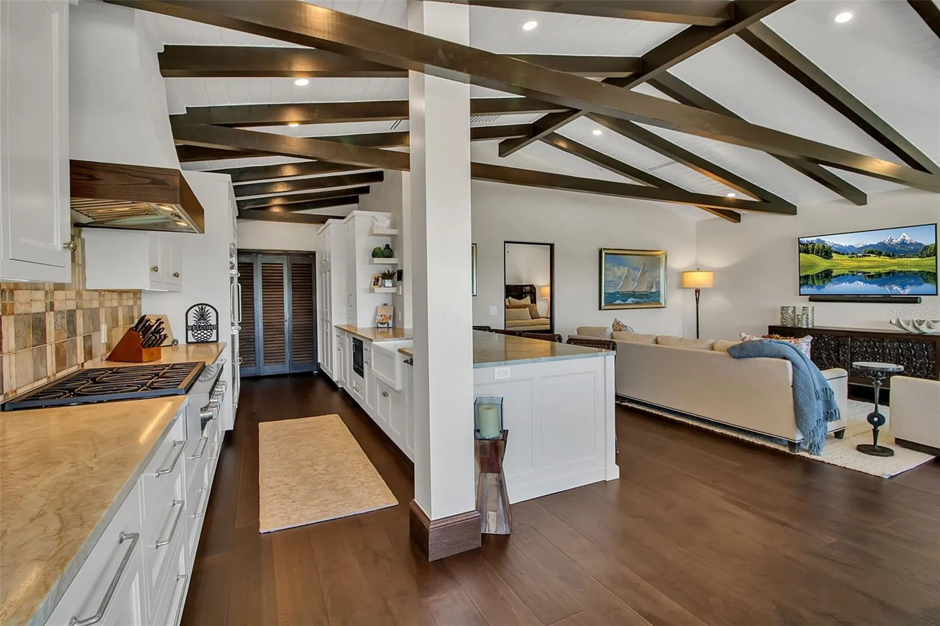 121 N Casey Key Road Osprey FL 34229