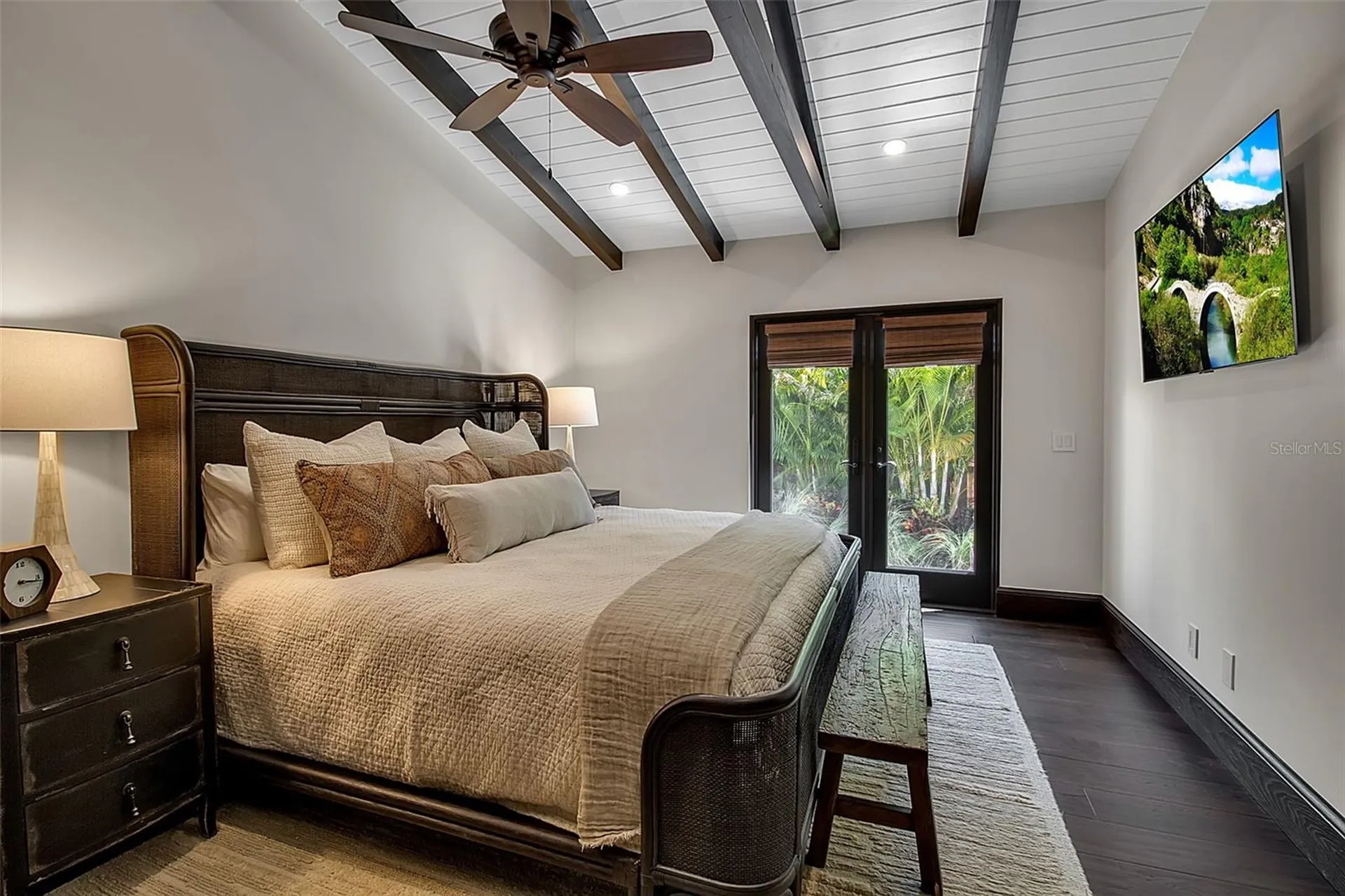 121 N Casey Key Road Osprey FL 34229
