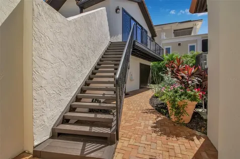121 N Casey Key Road Osprey FL 34229
