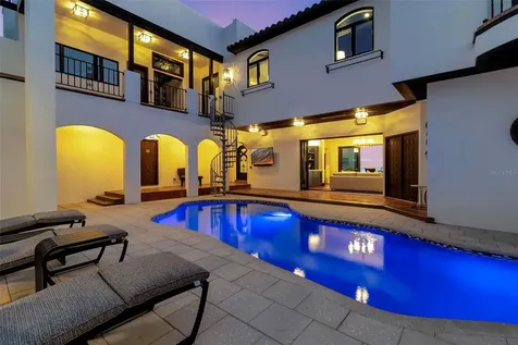 121 N Casey Key Road Osprey FL 34229