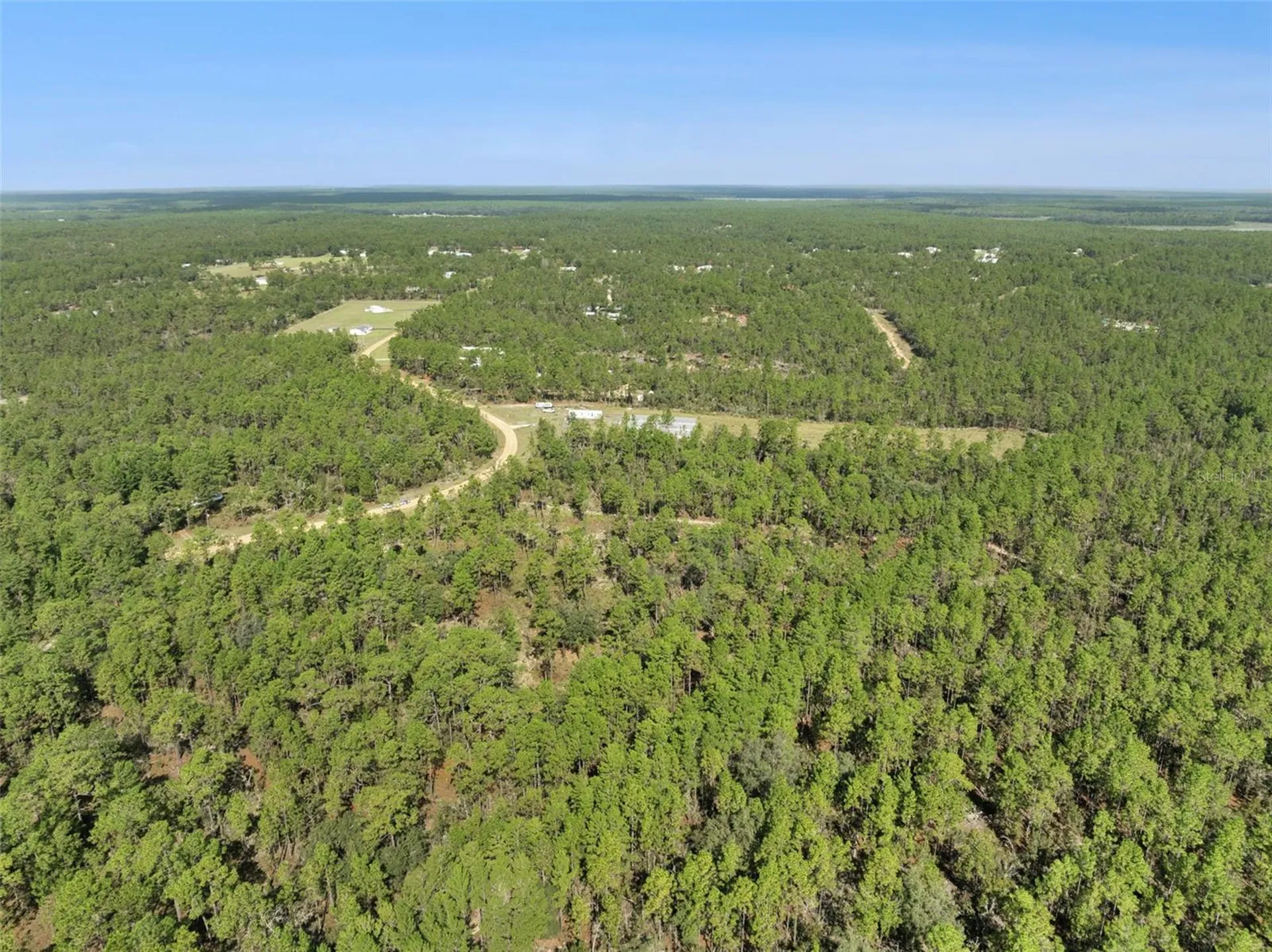 240 Cessna Way Hawthorne FL 32640
