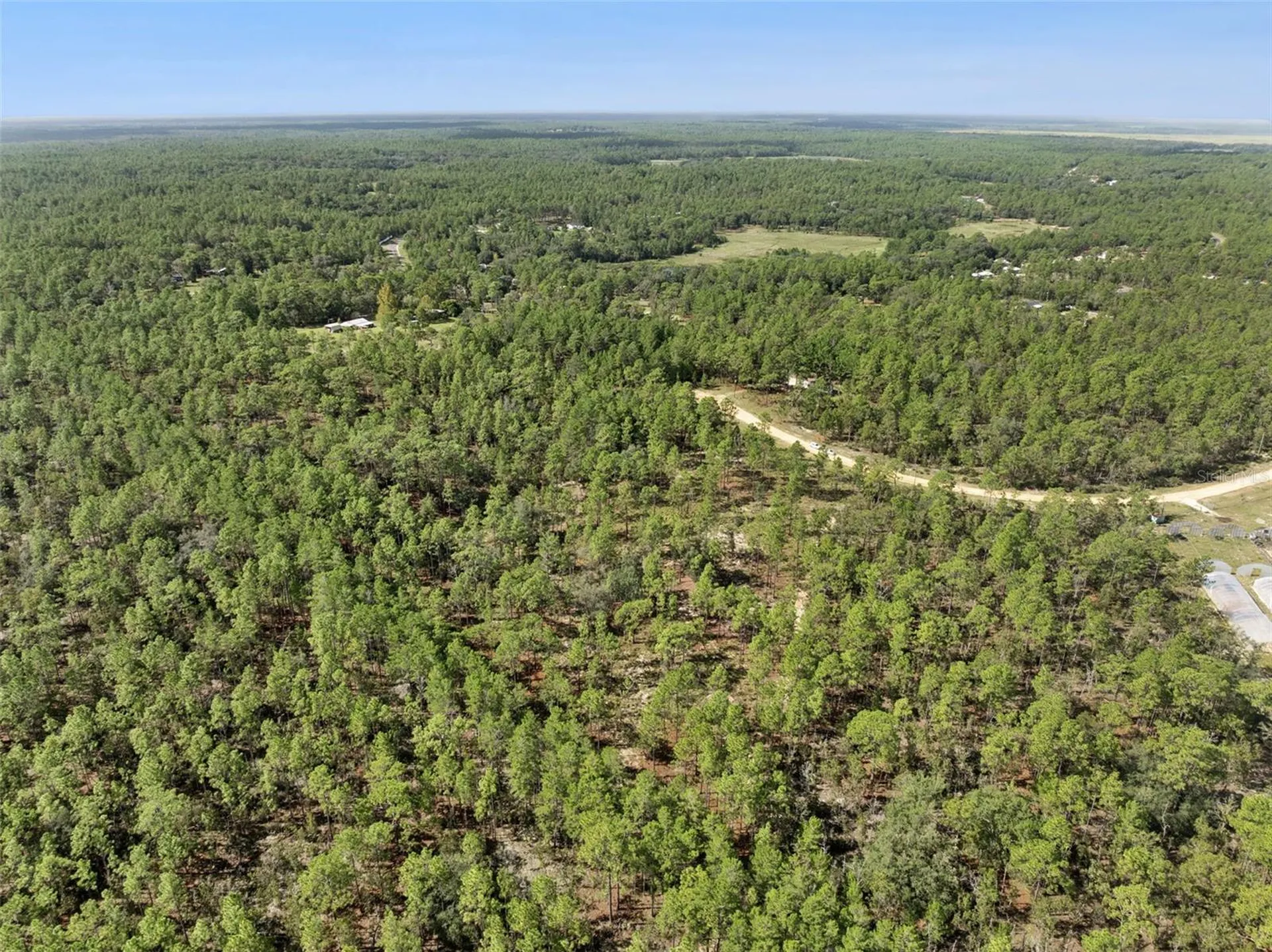 240 Cessna Way Hawthorne FL 32640