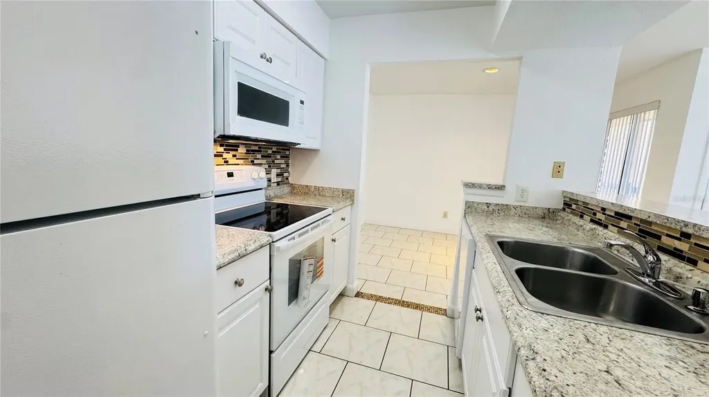 2915 Winkler Avenue Fort Myers FL 33916