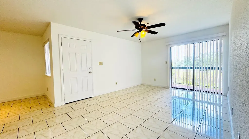 2915 Winkler Avenue Fort Myers FL 33916