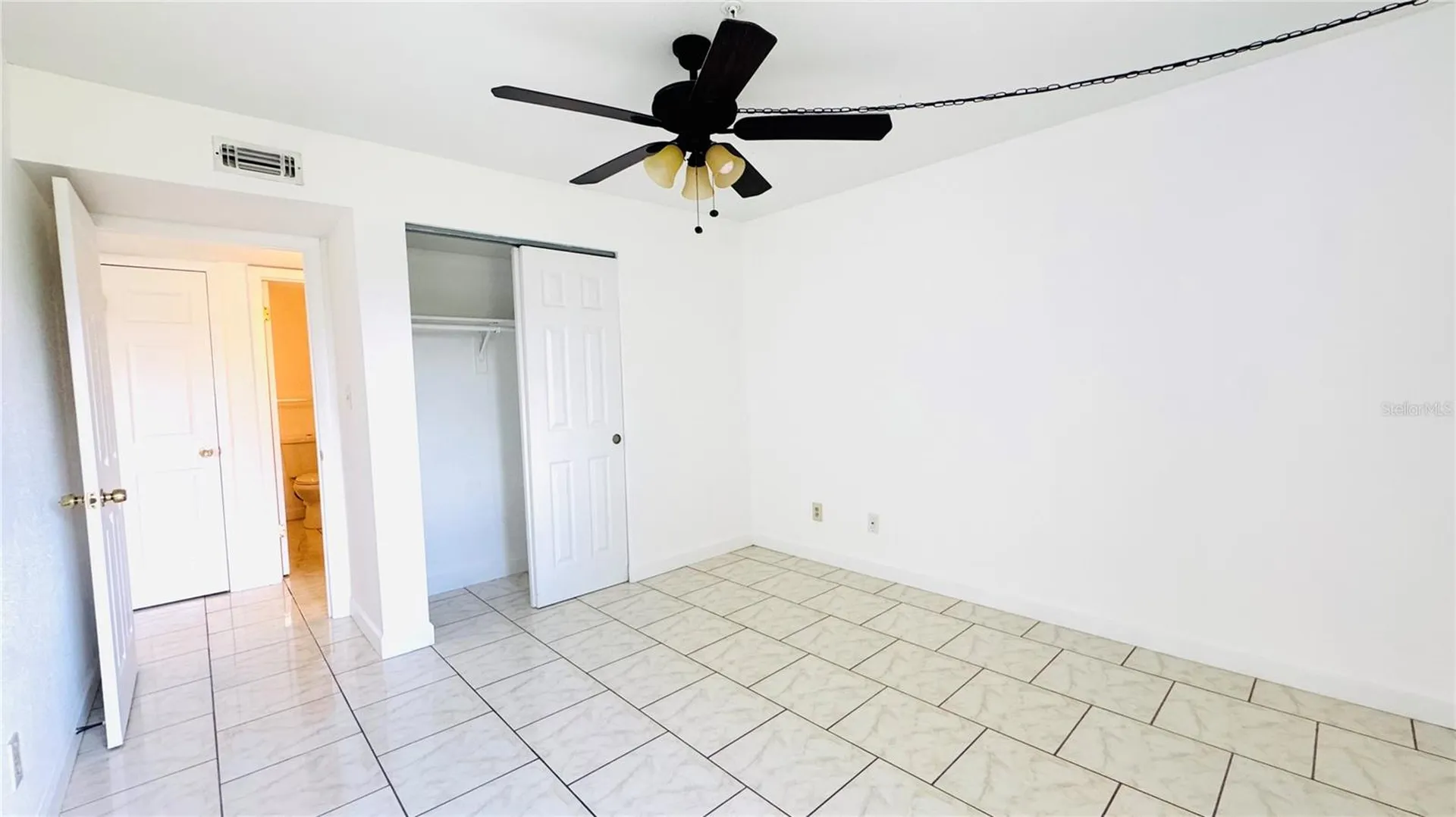 2915 Winkler Avenue Fort Myers FL 33916