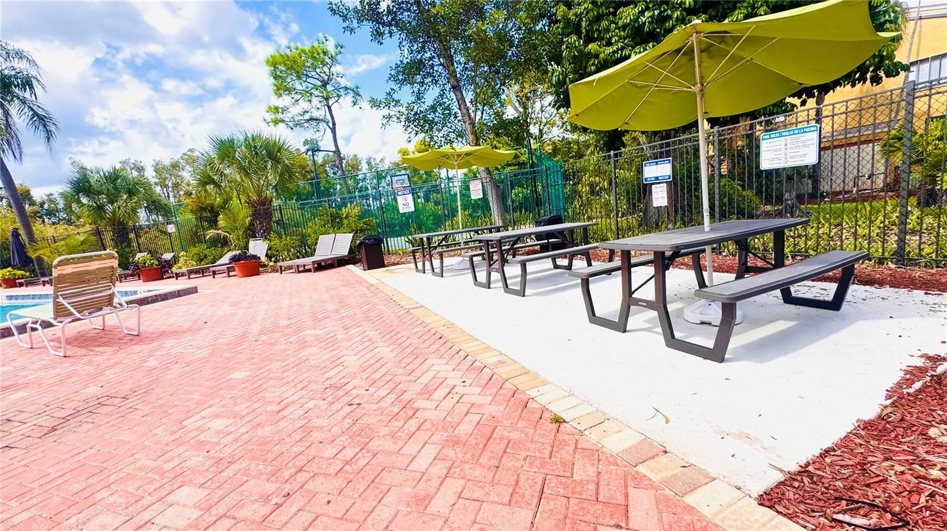 2915 Winkler Avenue Fort Myers FL 33916