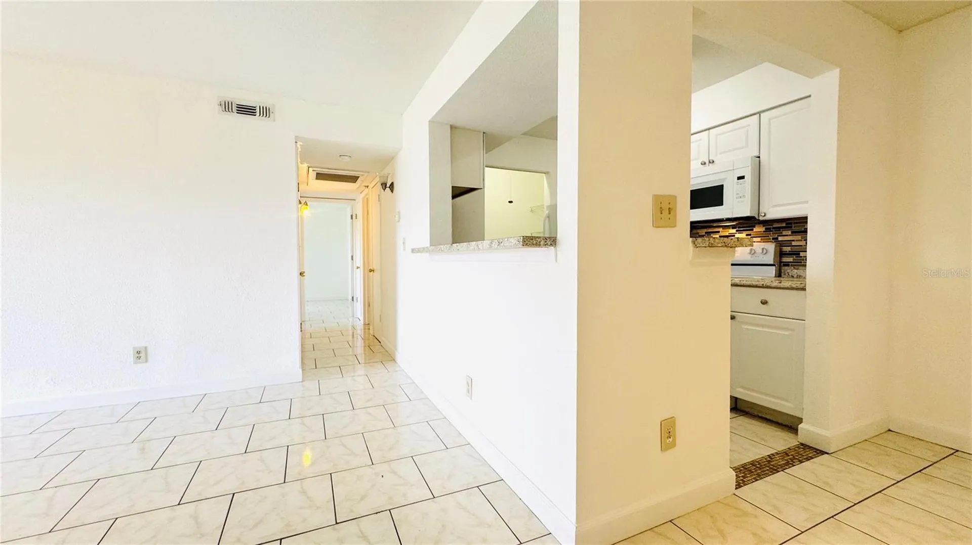 2915 Winkler Avenue Fort Myers FL 33916