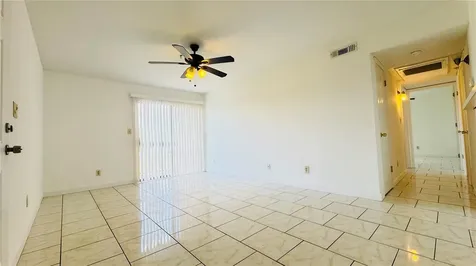 2915 Winkler Avenue Fort Myers FL 33916
