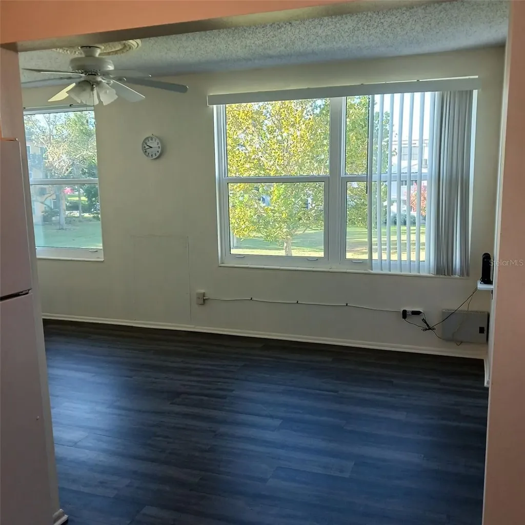 2467 Finlandia Lane Clearwater FL 33763