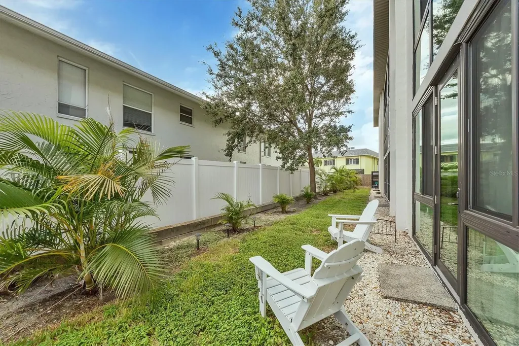 116 Vista Hermosa Circle Sarasota FL 34242