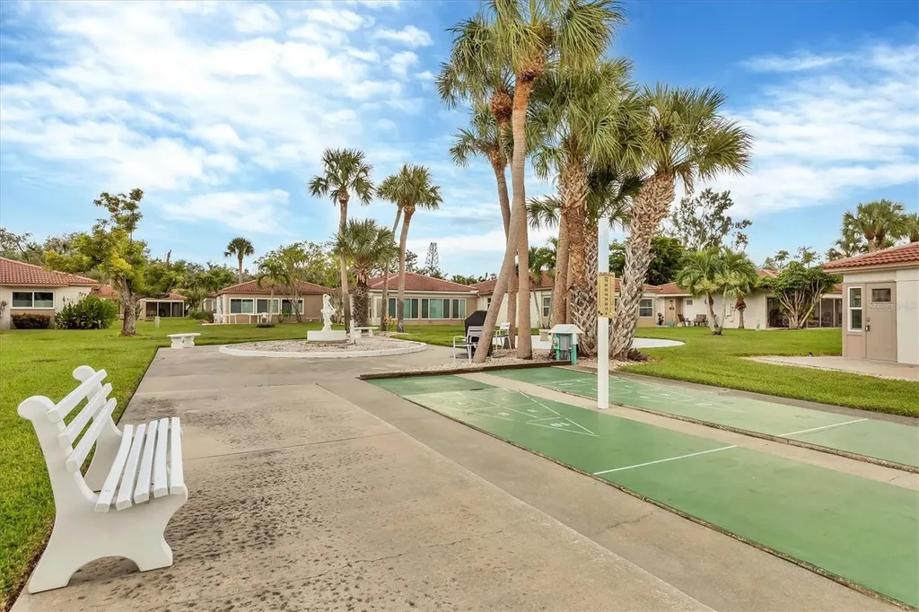 116 Vista Hermosa Circle Sarasota FL 34242