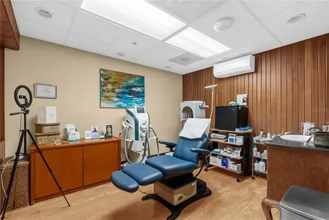 130 Hillcrest Street Orlando FL 32801