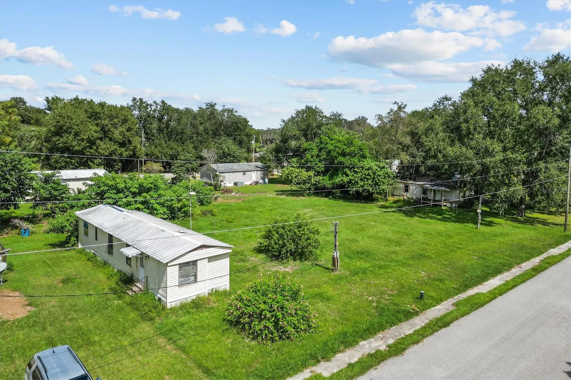 636 3rd Street Polk City FL 33868