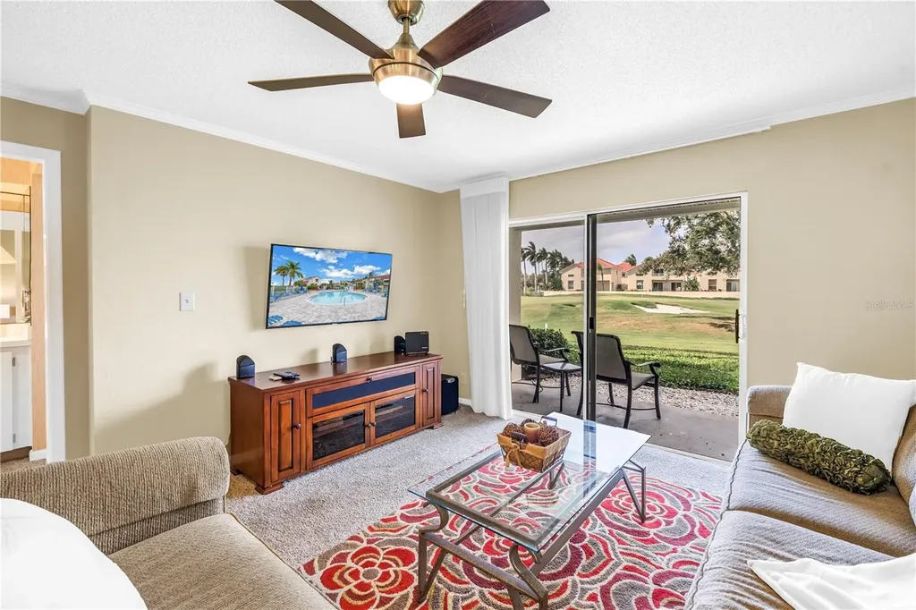 6085 Bahia Del Mar Boulevard St Petersburg FL 33715