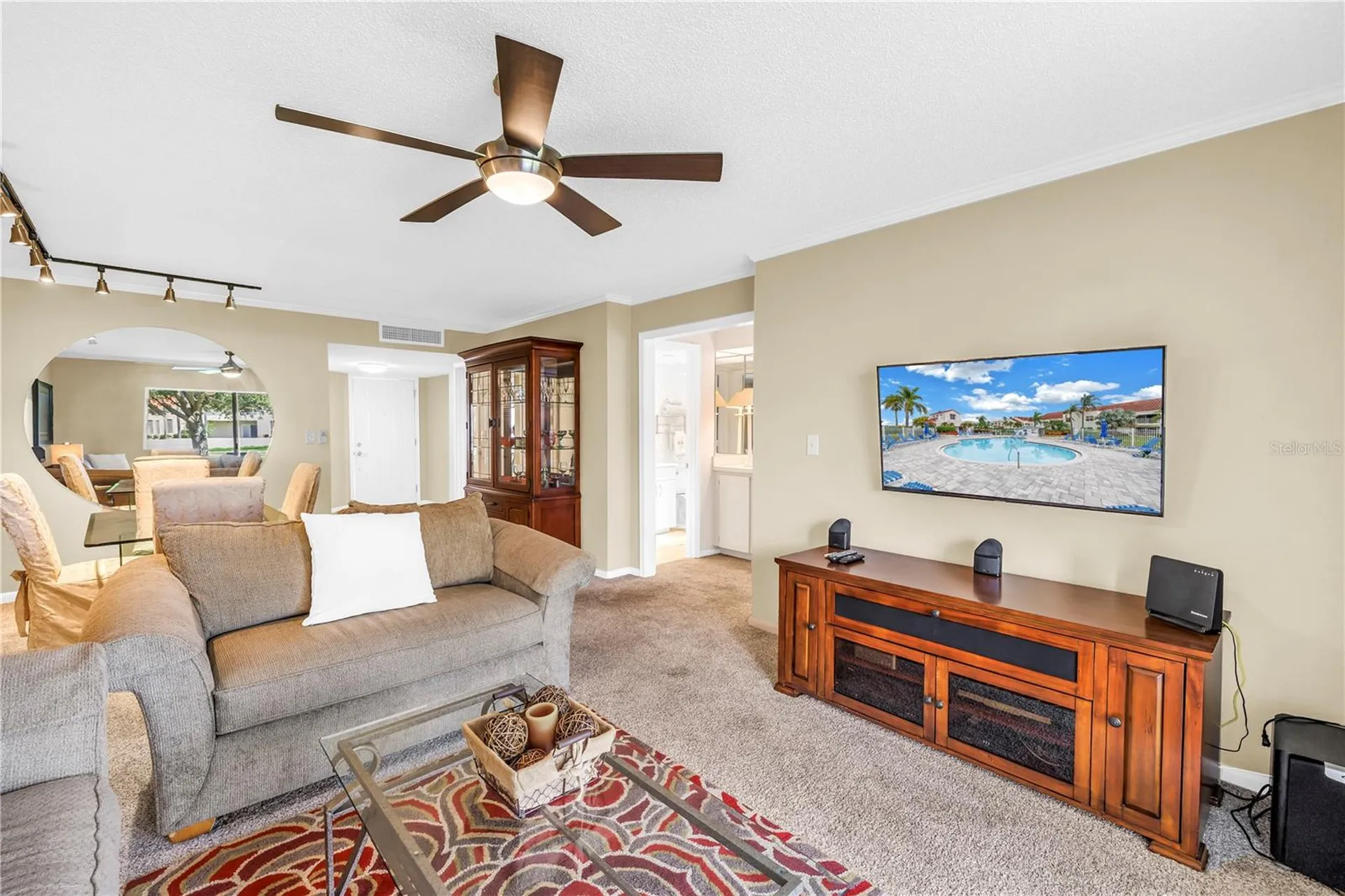 6085 Bahia Del Mar Boulevard St Petersburg FL 33715