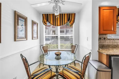 6085 Bahia Del Mar Boulevard St Petersburg FL 33715