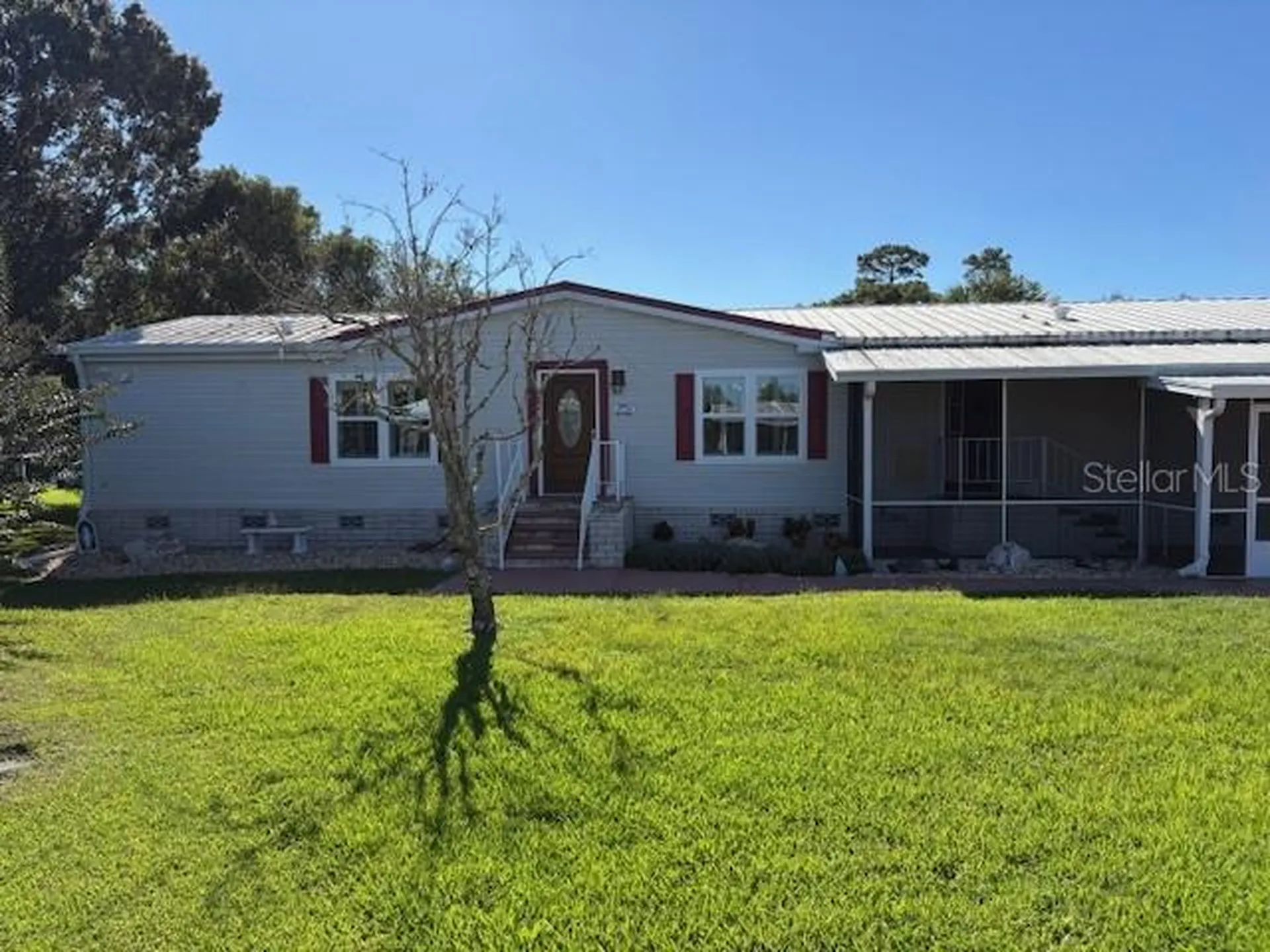1894 Elizabeth Lane Mount Dora FL 32757