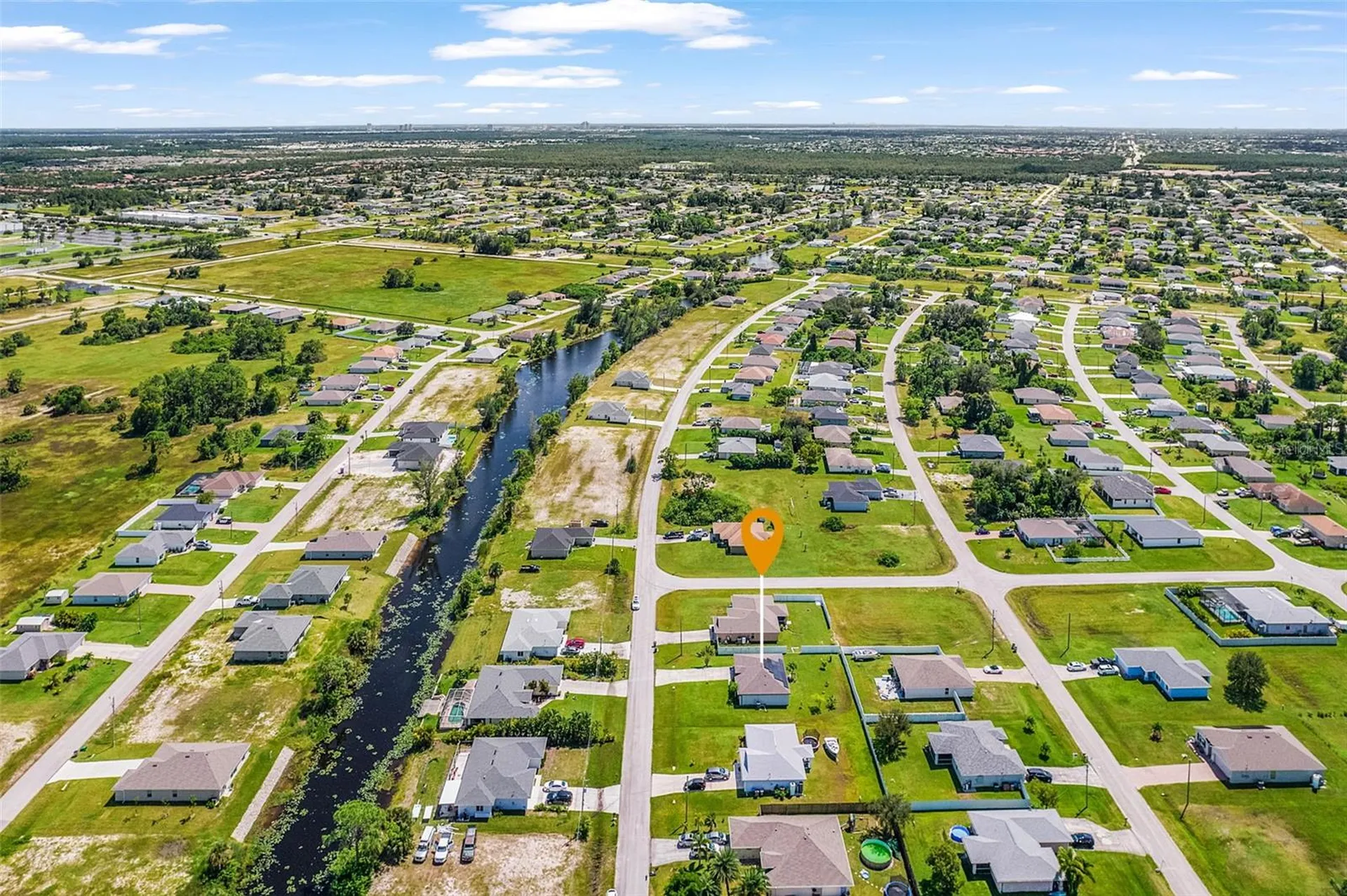 3904 NE 16th Place Cape Coral FL 33909