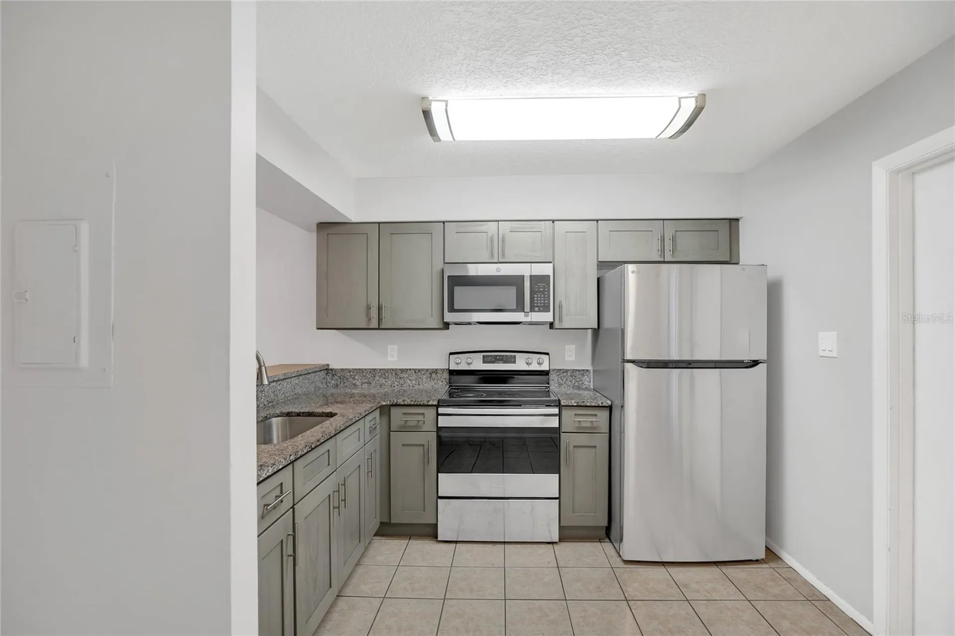 2801 Willow Run Orlando FL 32808