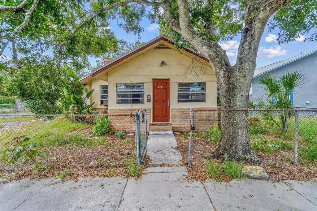 1745 44th Street S St Petersburg FL 33711