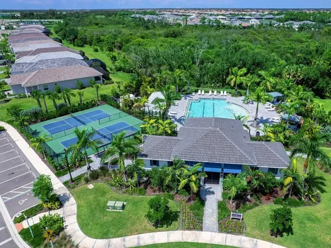 12740 Brookgreen Street Venice FL 34293