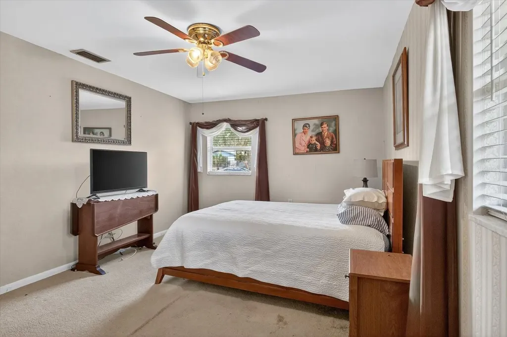 506 3rd Avenue SE Ruskin FL 33570