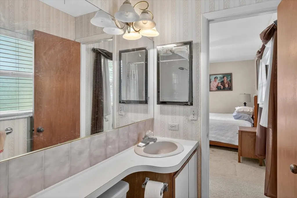 506 3rd Avenue SE Ruskin FL 33570