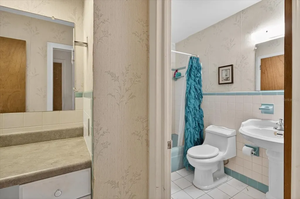 506 3rd Avenue SE Ruskin FL 33570