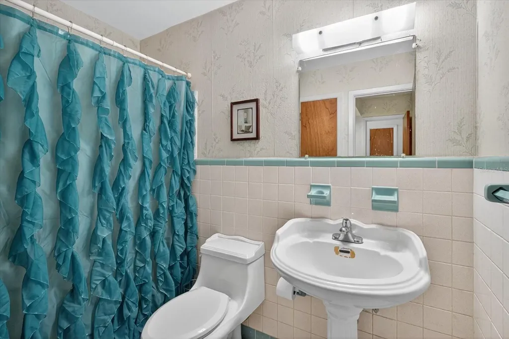 506 3rd Avenue SE Ruskin FL 33570