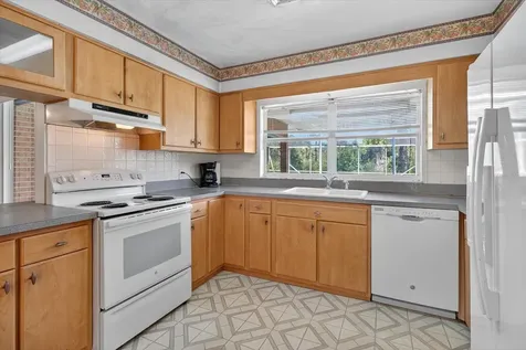 506 3rd Avenue SE Ruskin FL 33570